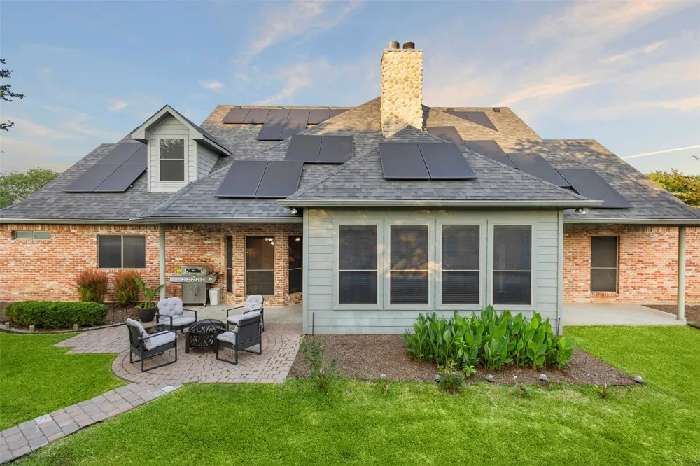 105 Country Ridge Court Red Oak, TX 75154