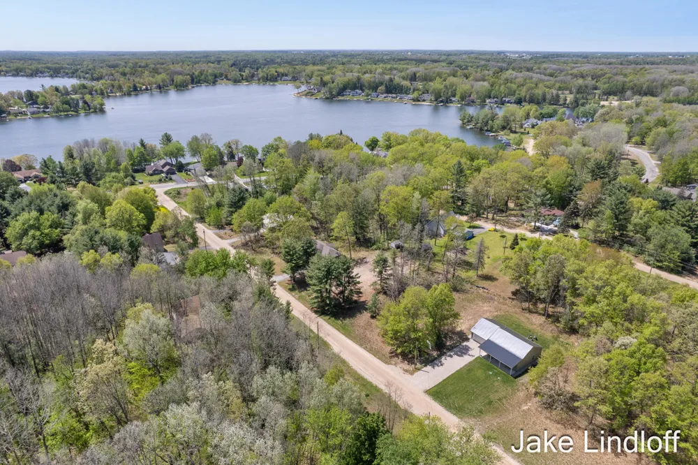 8383 Ontario Street Stanwood, MI 49346