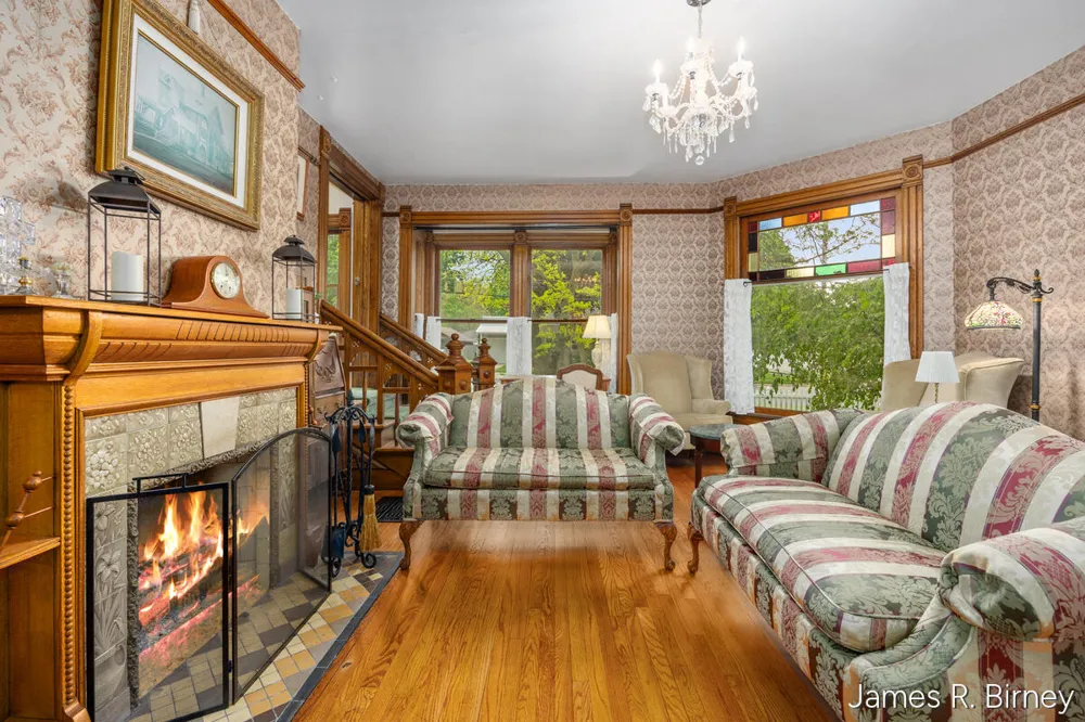 529 Avery Street Lowell City, MI 49331