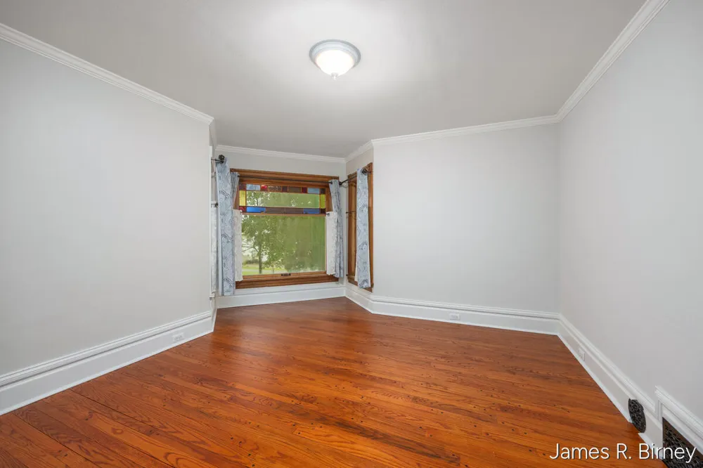 529 Avery Street Lowell City, MI 49331