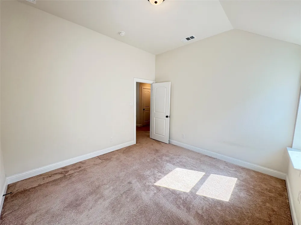 323 Butternut Way Irving, TX 75063