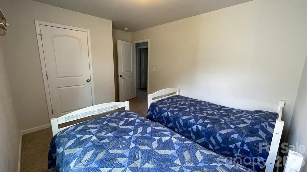 1563 Catskill Way Newton, NC 28658