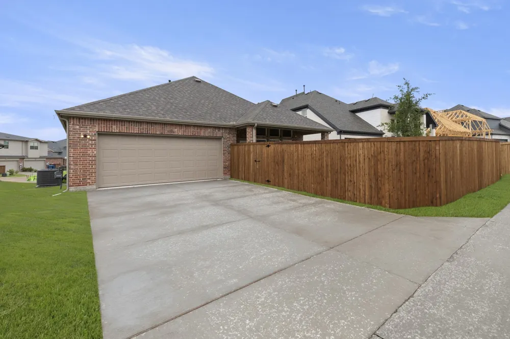 8506 Great Stone Street Rowlett, TX 75089