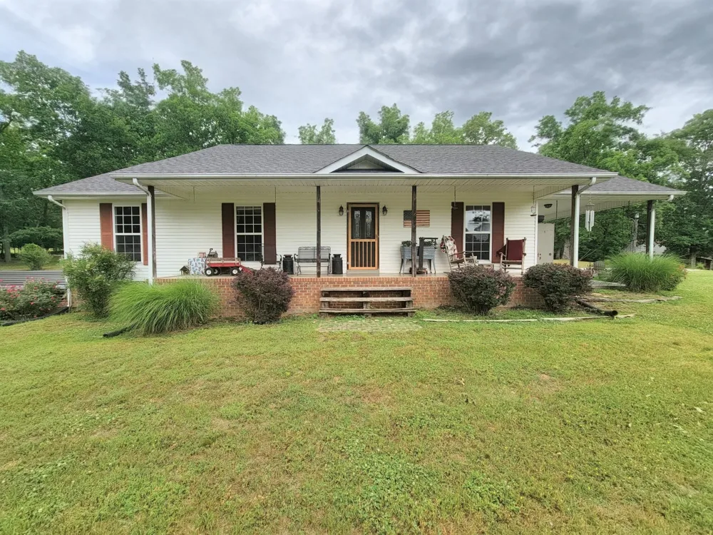 1089 Jim Clark Rd Erin, TN 37061