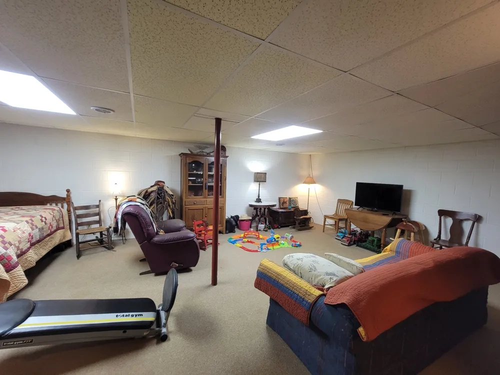 1089 Jim Clark Rd Erin, TN 37061