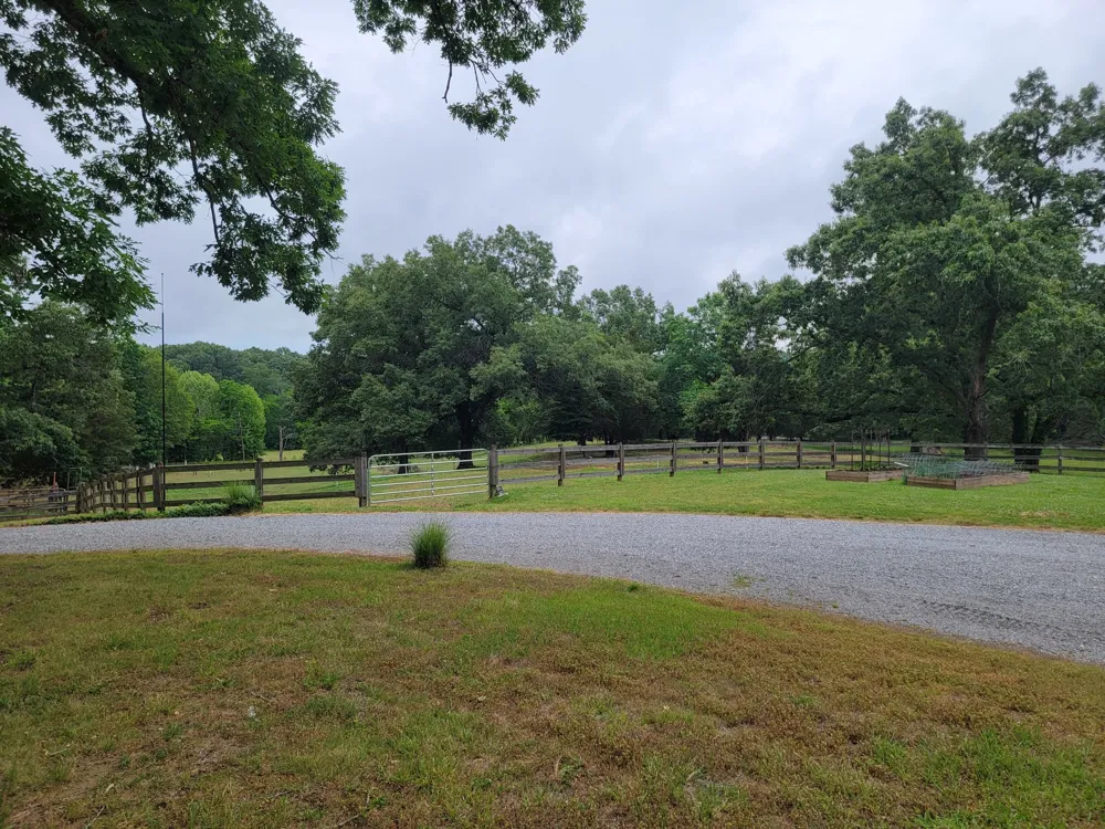 1089 Jim Clark Rd Erin, TN 37061