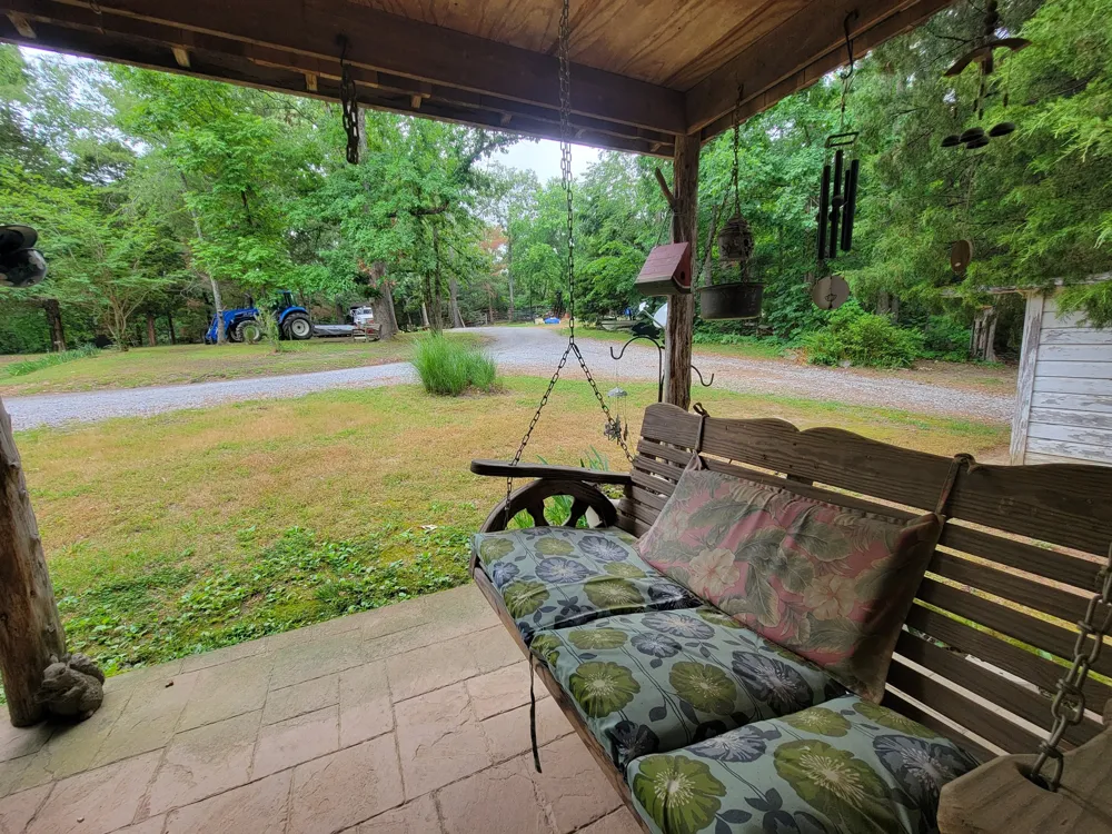 1089 Jim Clark Rd Erin, TN 37061