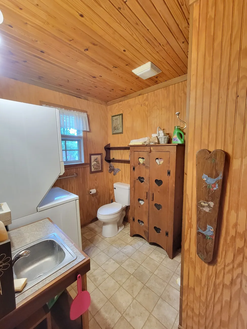 1089 Jim Clark Rd Erin, TN 37061