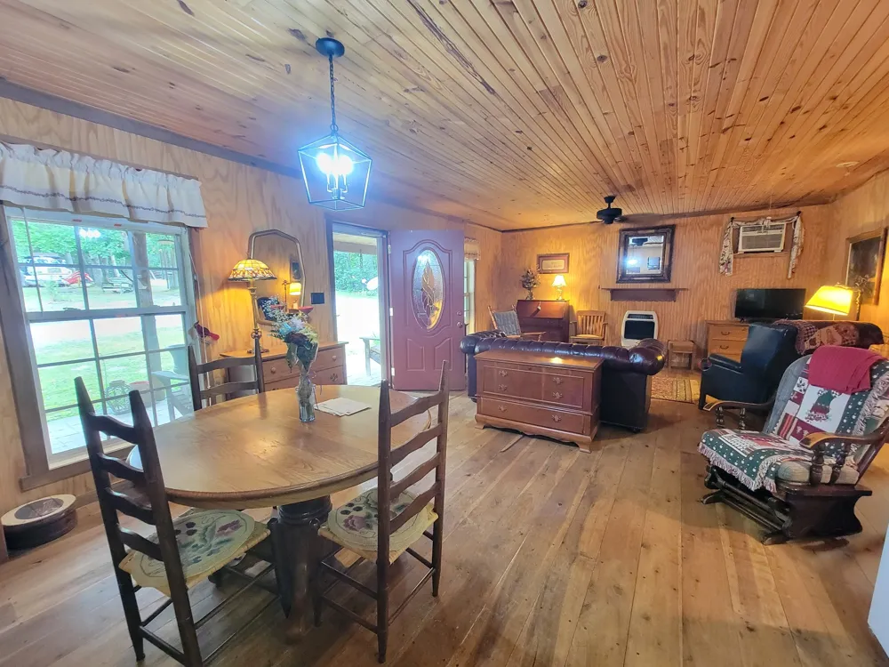 1089 Jim Clark Rd Erin, TN 37061