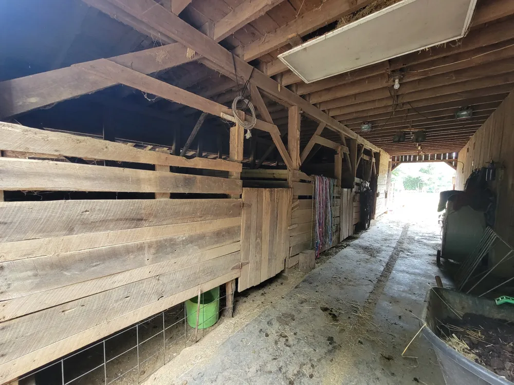 1089 Jim Clark Rd Erin, TN 37061