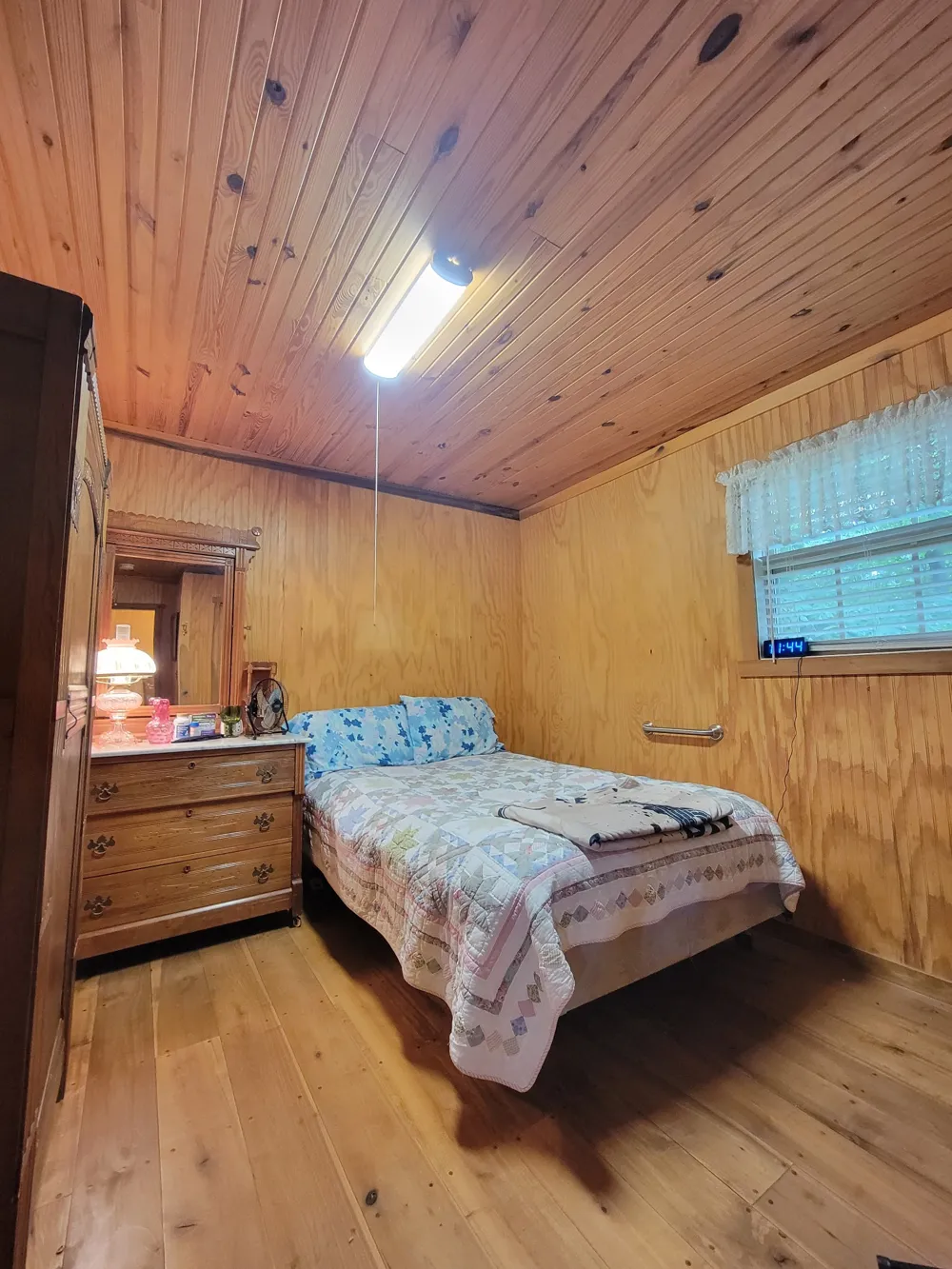 1089 Jim Clark Rd Erin, TN 37061