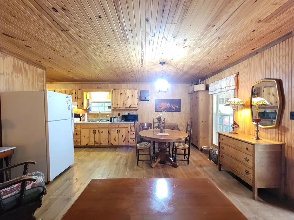 1089 Jim Clark Rd Erin, TN 37061