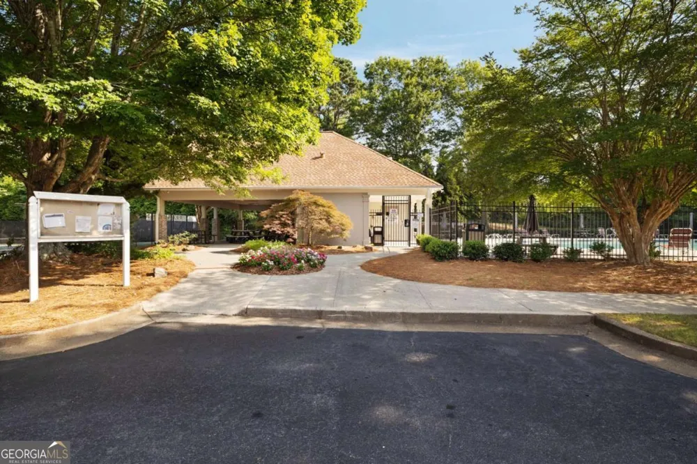 5422 Pepperbush CT Sugar Hill, GA 30518