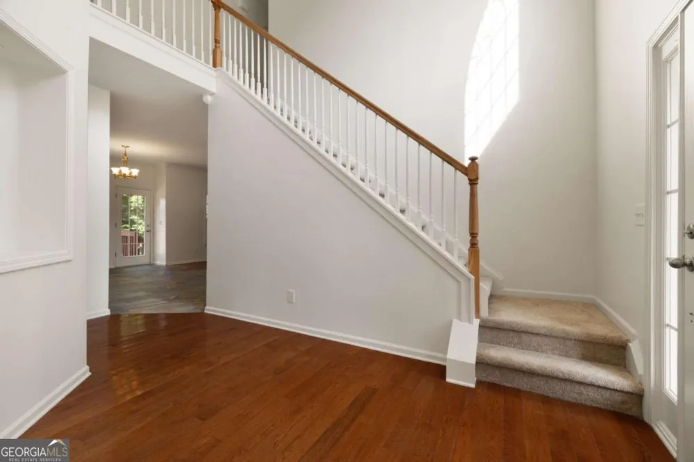 5422 Pepperbush CT Sugar Hill, GA 30518