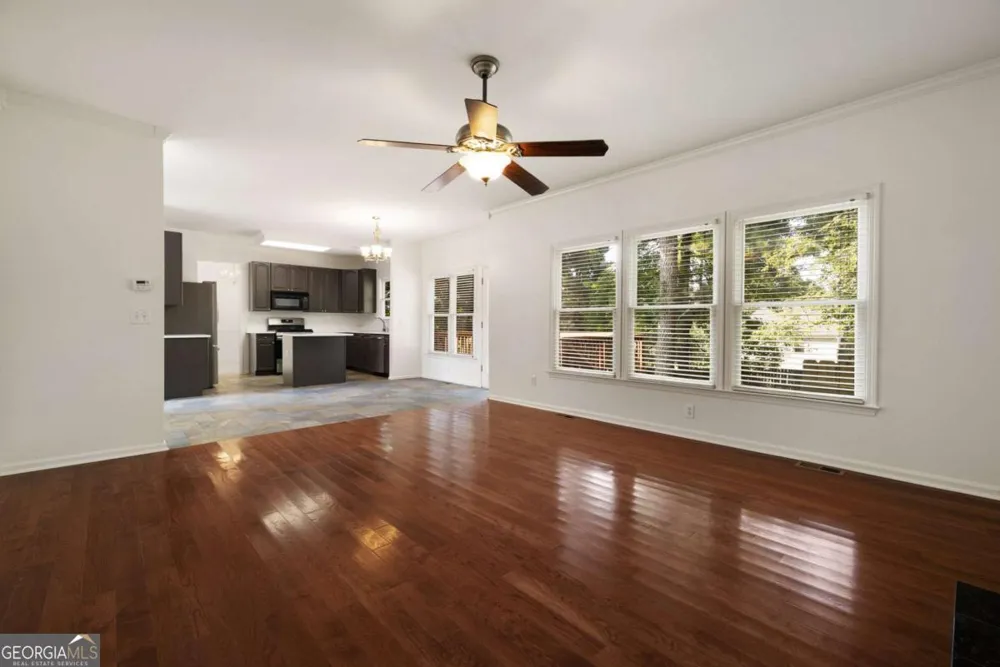 5422 Pepperbush CT Sugar Hill, GA 30518
