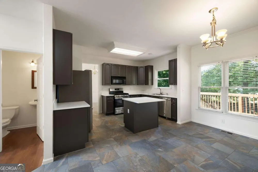 5422 Pepperbush CT Sugar Hill, GA 30518