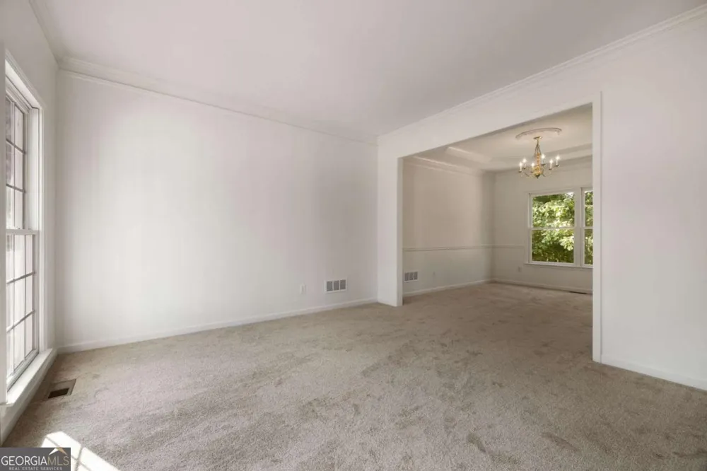 5422 Pepperbush CT Sugar Hill, GA 30518