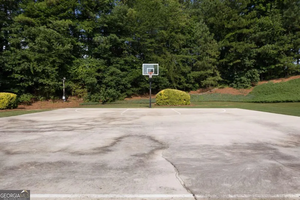 5422 Pepperbush CT Sugar Hill, GA 30518