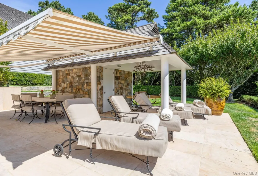 20 Hillside Road Southampton, NY 11968