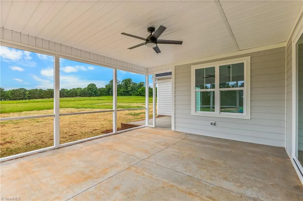 184 Armsworthy Road Advance, NC 27006