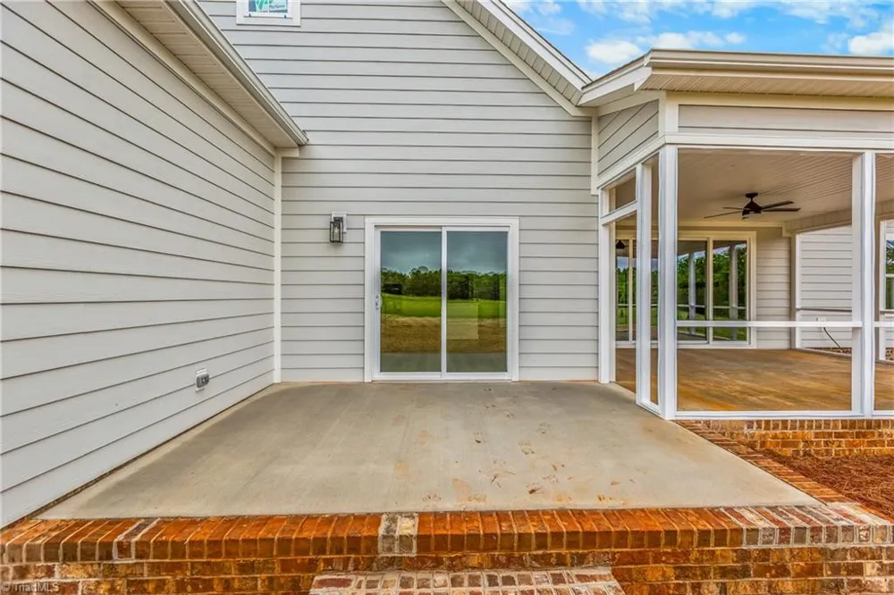 184 Armsworthy Road Advance, NC 27006