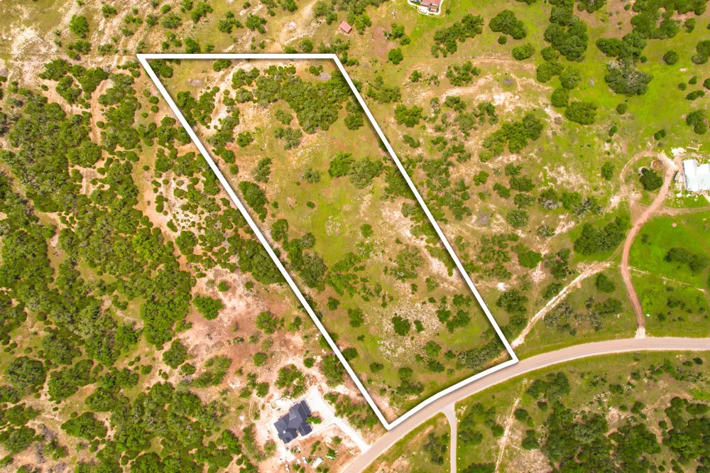 13 Legacy Hillls Drive Johnson City, TX 78636