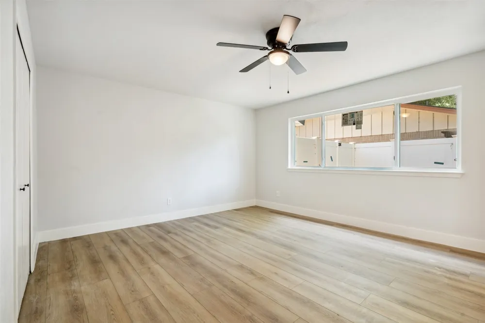 604 Buffalo Drive Arlington, TX 76013