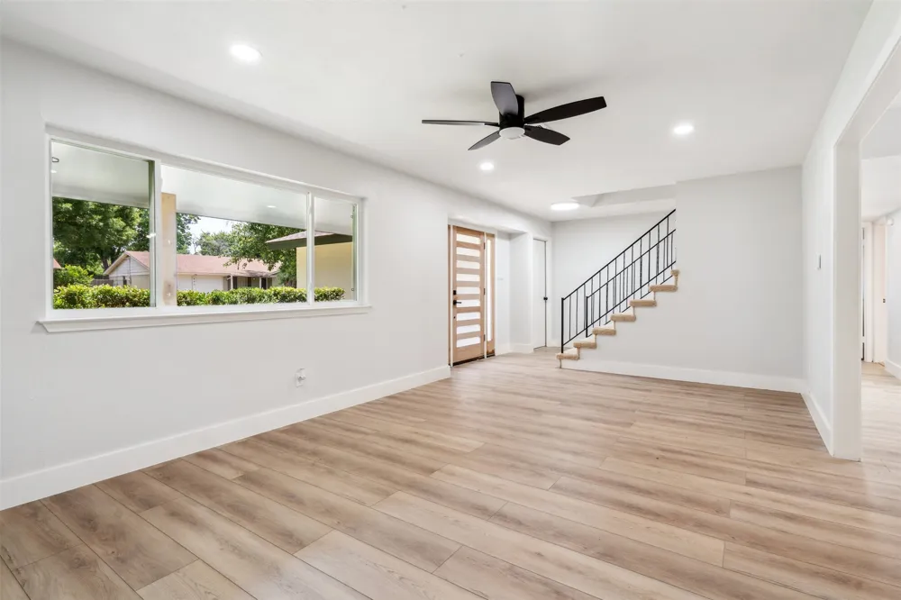 604 Buffalo Drive Arlington, TX 76013