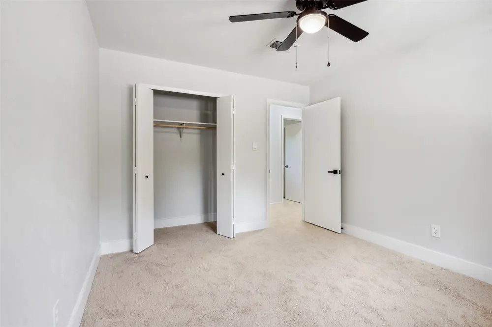 604 Buffalo Drive Arlington, TX 76013