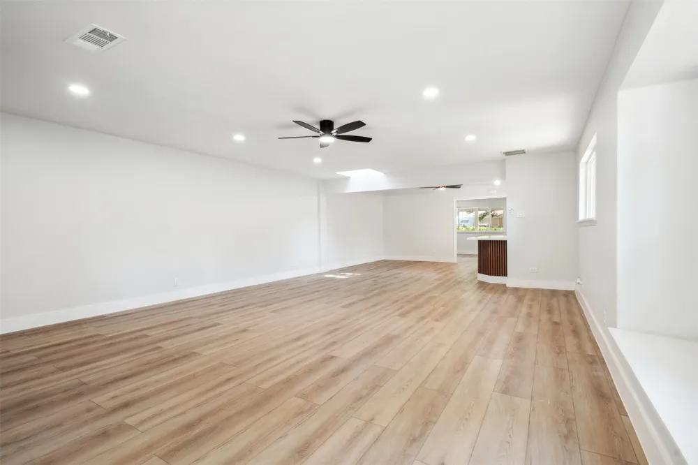 604 Buffalo Drive Arlington, TX 76013