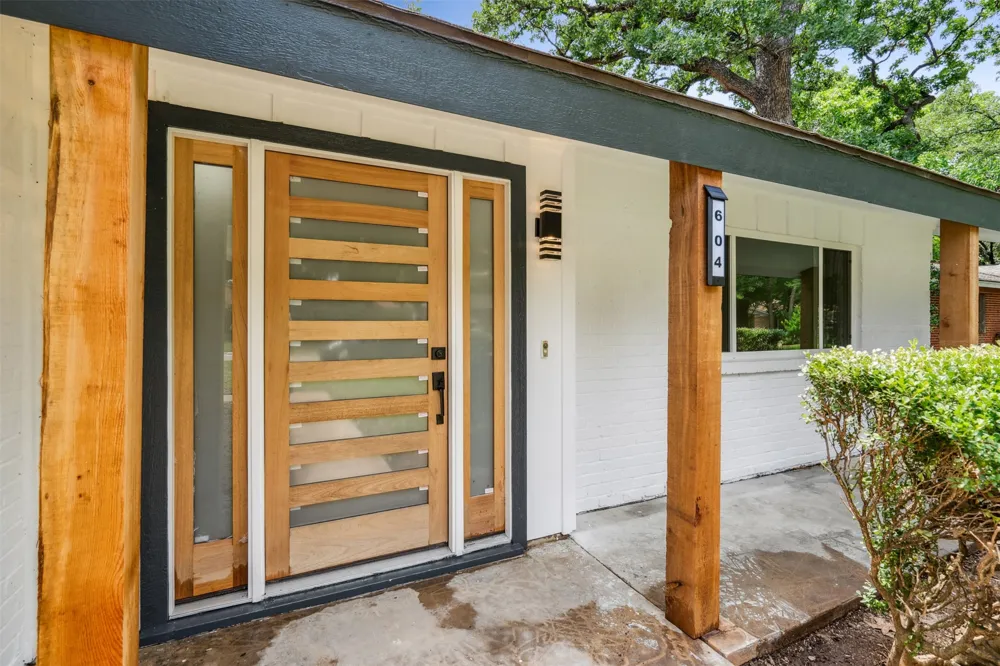 604 Buffalo Drive Arlington, TX 76013