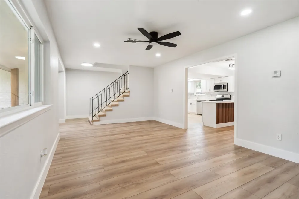 604 Buffalo Drive Arlington, TX 76013