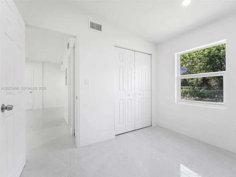 1961 Rutland St Opa-Locka, FL 33054