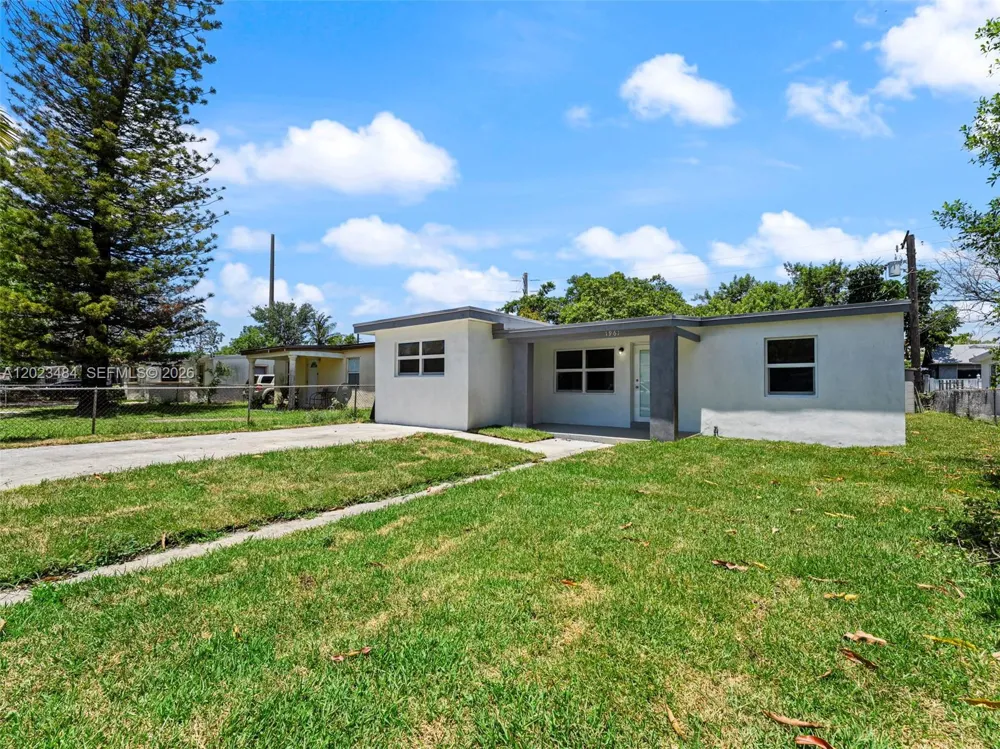 1961 Rutland St Opa-Locka, FL 33054