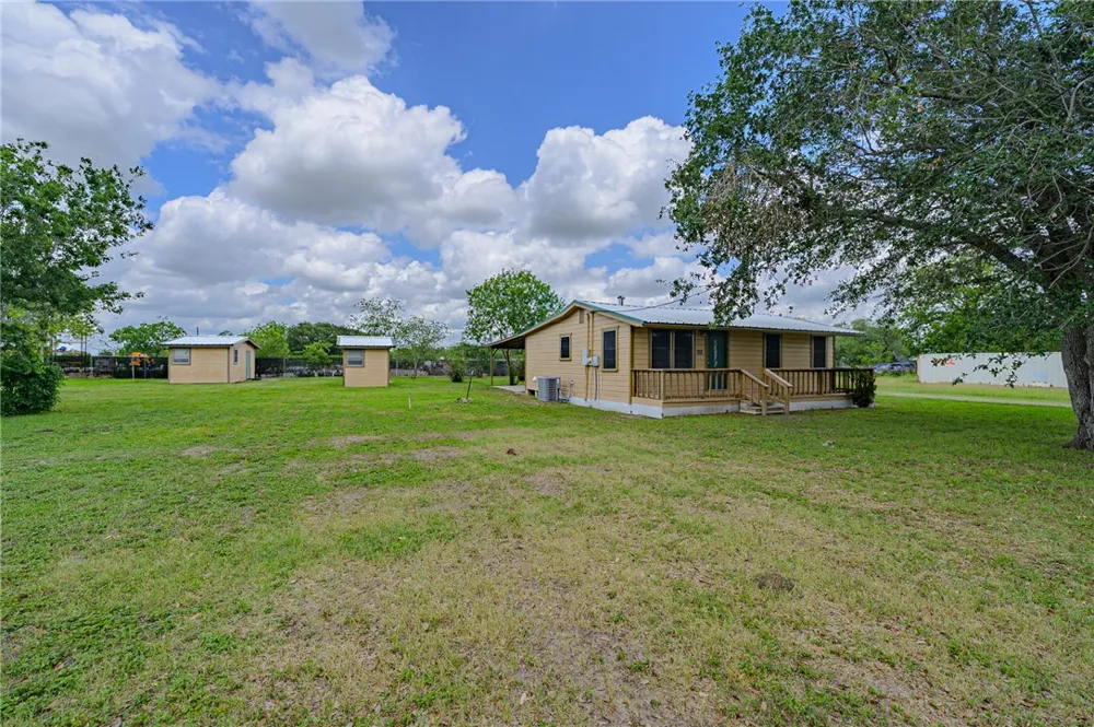 3154 County Road 406 Beeville, TX 78102