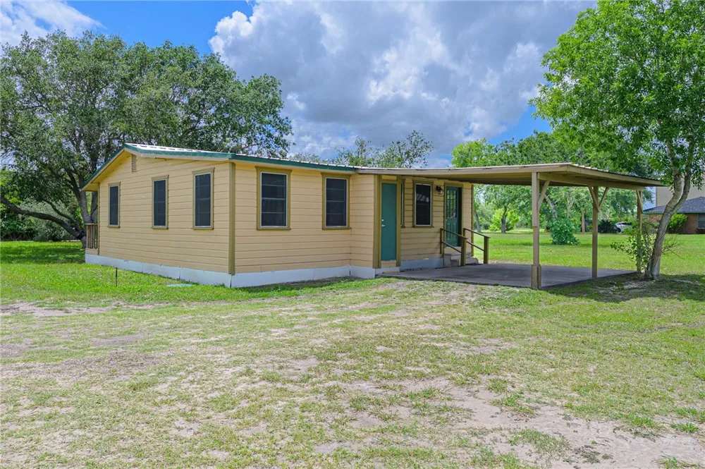 3154 County Road 406 Beeville, TX 78102