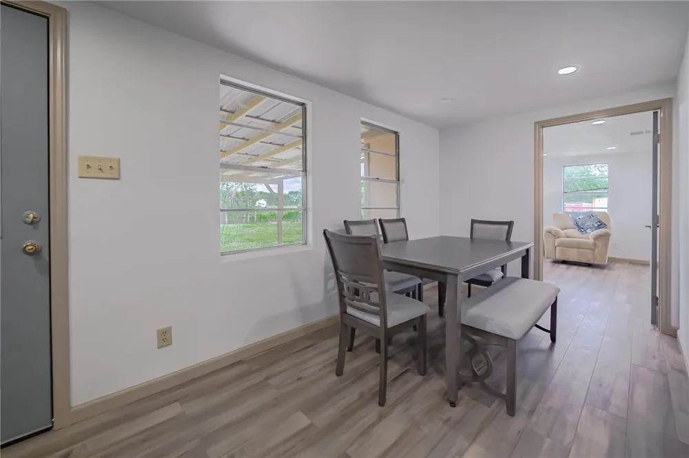 3154 County Road 406 Beeville, TX 78102