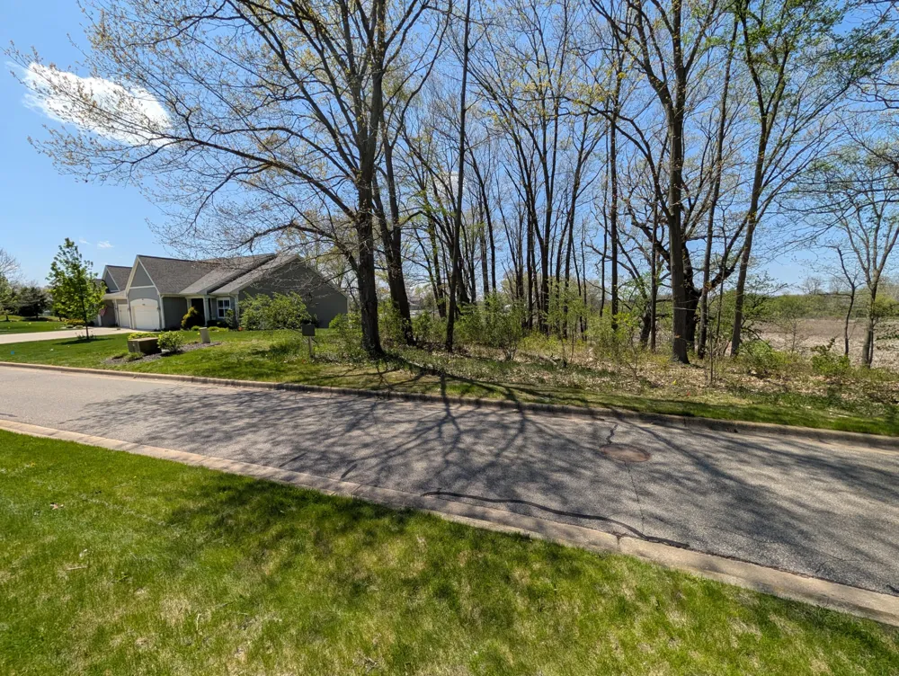14102 Bridgeview Pointe Vicksburg, MI 49097