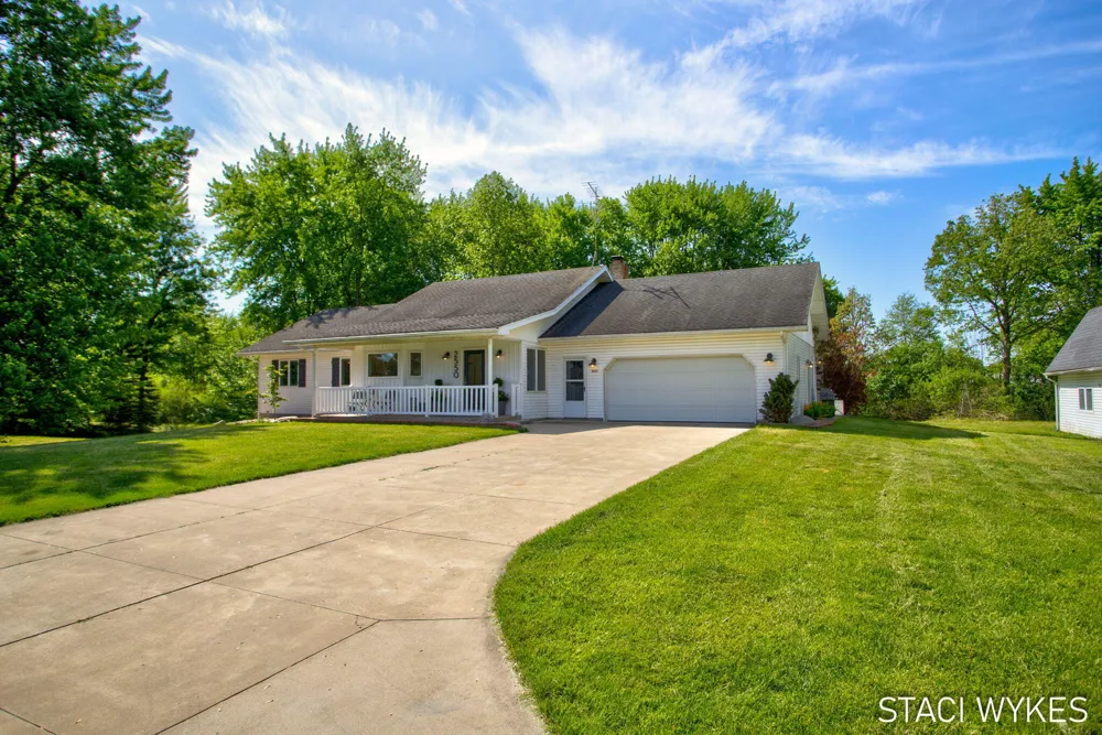 2550 Ranchland Drive SW Byron Center, MI 49315