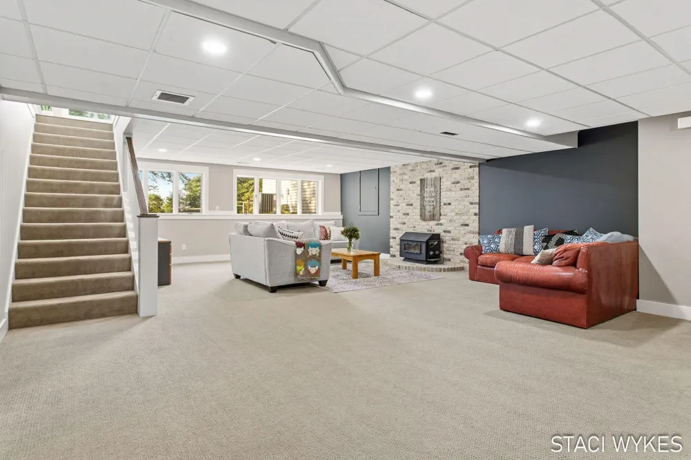 2550 Ranchland Drive SW Byron Center, MI 49315