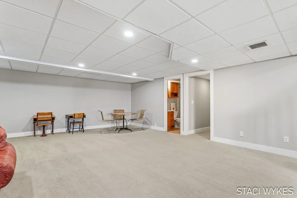 2550 Ranchland Drive SW Byron Center, MI 49315