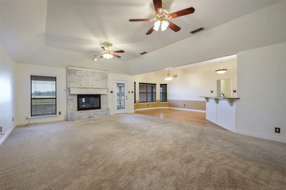 11278 Jackson Road Krum, TX 76249
