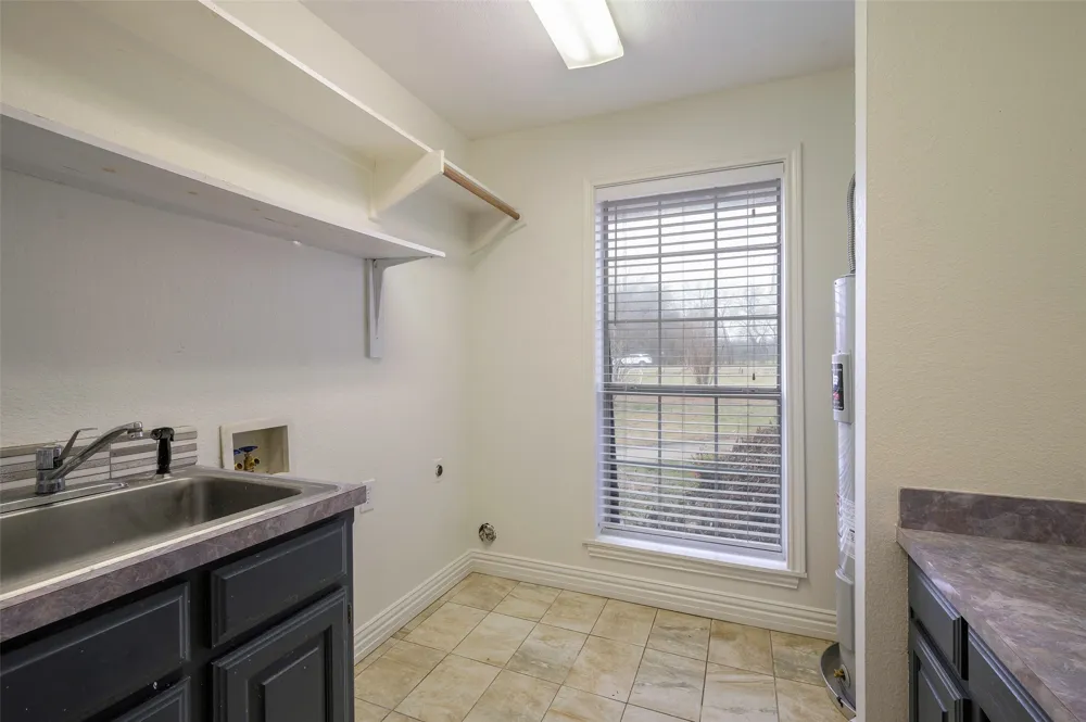 11278 Jackson Road Krum, TX 76249