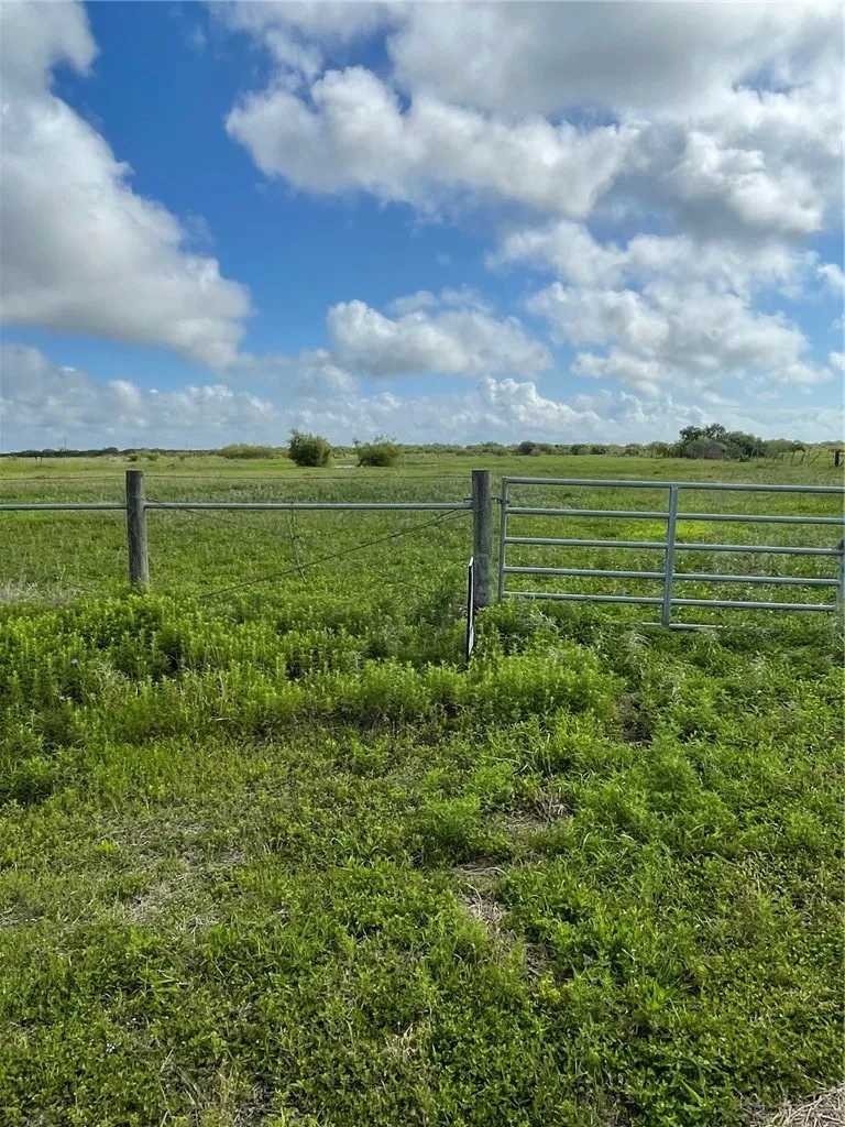 4416 County Road 1177 Taft, TX 78390