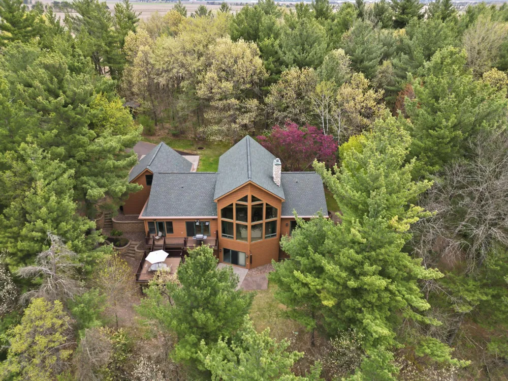 E8200 260th Avenue Elk Mound, WI 54739