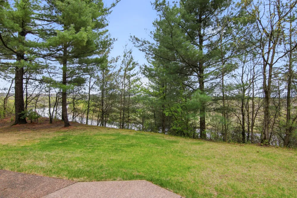 E8200 260th Avenue Elk Mound, WI 54739