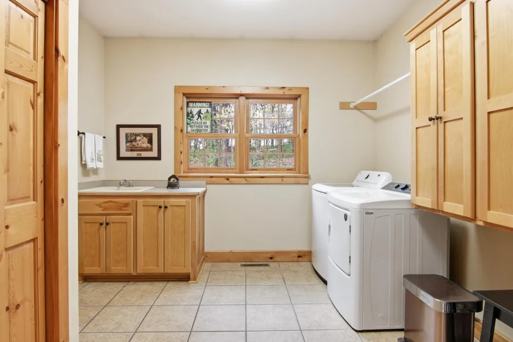 E8200 260th Avenue Elk Mound, WI 54739