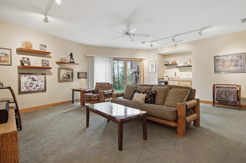 E8200 260th Avenue Elk Mound, WI 54739