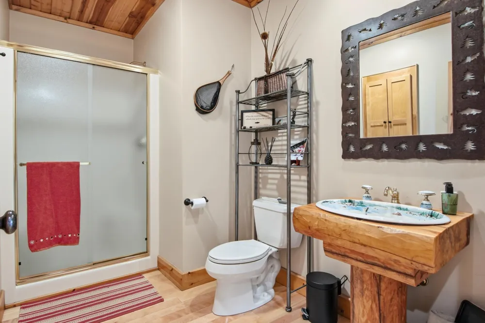 E8200 260th Avenue Elk Mound, WI 54739