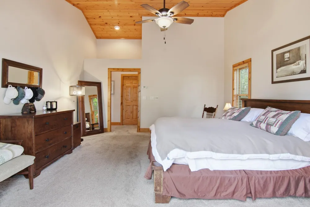 E8200 260th Avenue Elk Mound, WI 54739